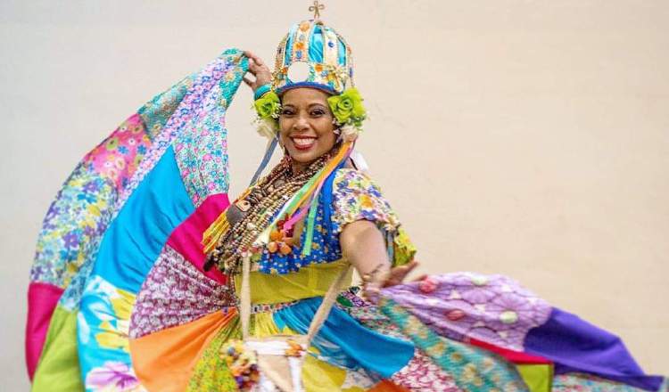 Todas con sus mejores polleras para el desfile | Panamá ...