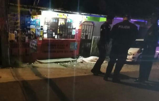 El ciudadano se encontraba en una tienda del sector cuando fue agredido. Foto/Diómedes Sánchez