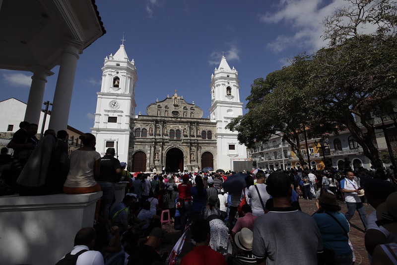 La celebración de la Semana Santa continúa con la Misa Crismal Panamá