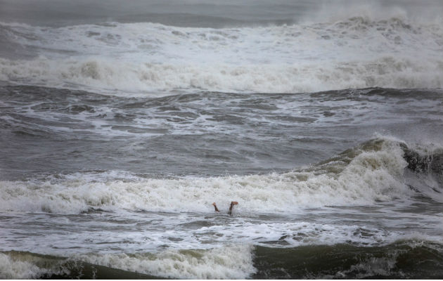 A partir del viernes por la noche pasará por el sureste del extremo sureste de Nueva Inglaterra (noreste de EEUU) y el sábado se aproximará a Nova Scotia (Canadá).