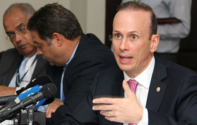 Iván Zarak asegura que medios de comunicación quieren afectar las relaciones diplomáticas entre Panamá y China. Foto: Panamá América.