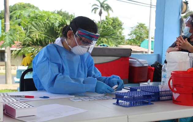 Llorens resaltó que estas mutaciones son comunes en los coronavirus.