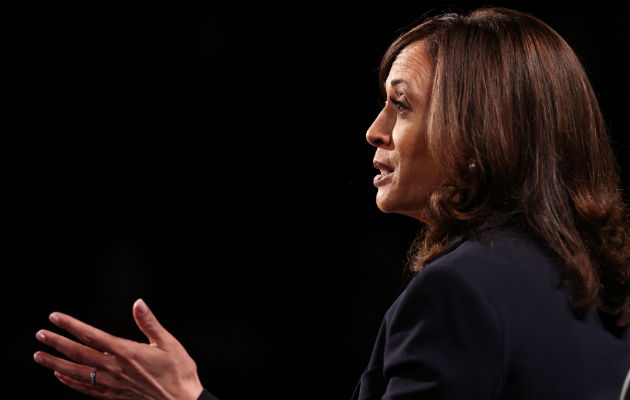  Kamala Harris aboga por construir un sistema de inmigración justo y humano. Foto: EFE.