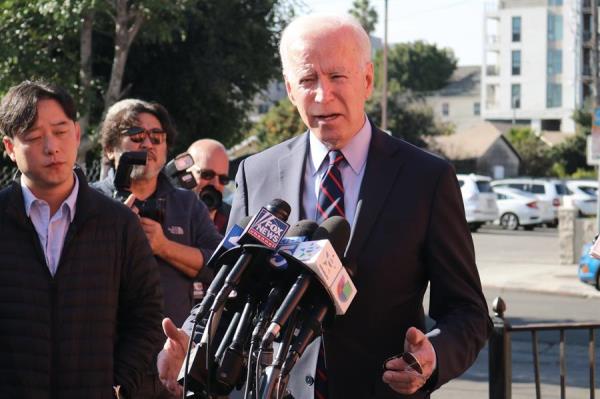 Según el recuento provisional, Joe Biden ganó en Wisconsin por un escaso margen de 20.510 votos, 49.4% a 48.8%, por lo que la campaña de Trump ya ha pedido un recuento. Foto: EFE