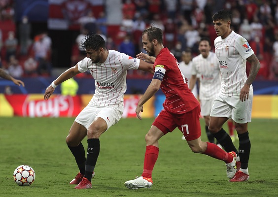 Sevilla empató en casa 1-1 con el Salzburgo. Foto: EFE