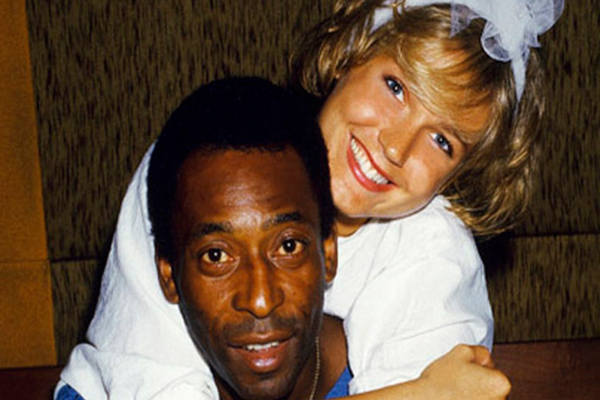 Pelé y Xuxa se conocieron en la década de los 80. Foto: Twitter