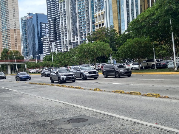 La venta de combustible, específicamente gasolina de 95 octanos y diésel, disminuyó en enero, cuando culminó el subsidio estatal. Foto: Francisco Paz