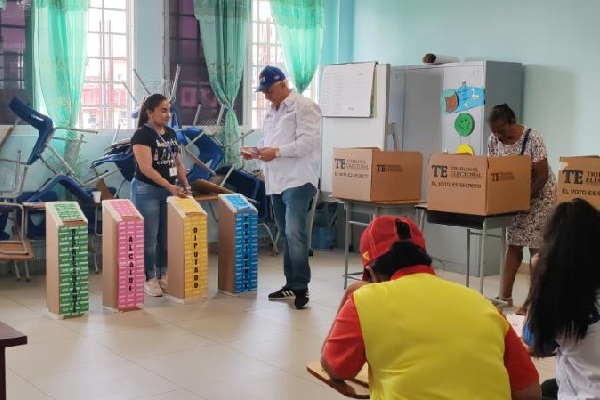 En Arraiján y La Chorrera, el electorado le dio la oportunidad a otros candidatos, evitando la reelección de sus actuales autoridades. Foto. Eric Montenegro