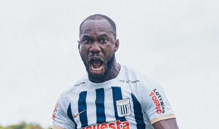 El panameño Cecilio Waterman, jugador del Alianza Lima de Perú. Foto: Twitter