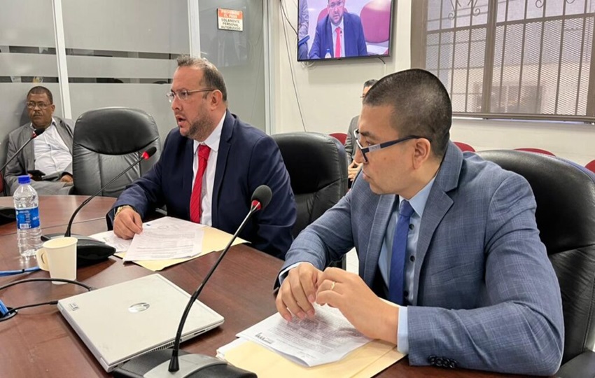 Nilo Murillo, director del IMA, ante la Comisión de Presupuesto de la Asamblea Nacional. Foto: Cortesía