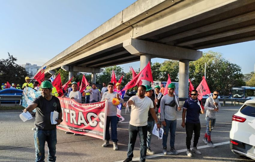 Obreros del Sindicato Único de Trabajadores de la Construcción y Similares (Suntracs). Foto: Cortesía