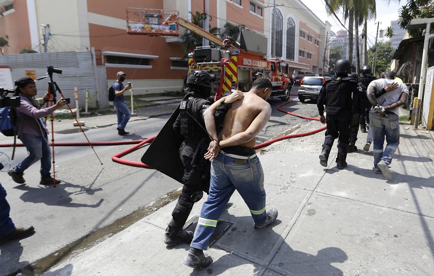 Decenas de obreros fueron detenidos tras las manifestaciones de la semana pasada. Foto: EFE