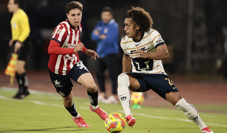 El panameño Adalberto 'Coco' Carrasquilla (der.) es jugador de los Pumas de México. Foto: Instagram