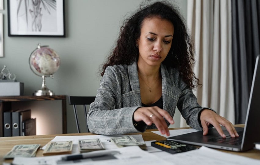 Dentro del nivel avanzado de inclusión financiera, el 27% de las mujeres es emprendedora. Foto: Pexels