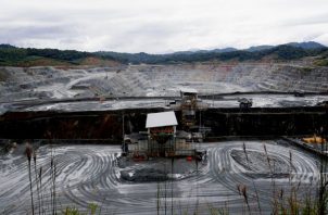 Ambientalistas anunciaron que demandarán ante la Corte Suprema el nuevo contrato con Minera Panamá. Foto: EFE